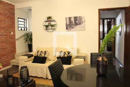 Sala de casa à venda com 5 quartos, 174m² em Vila Ester (zona Norte), São Paulo