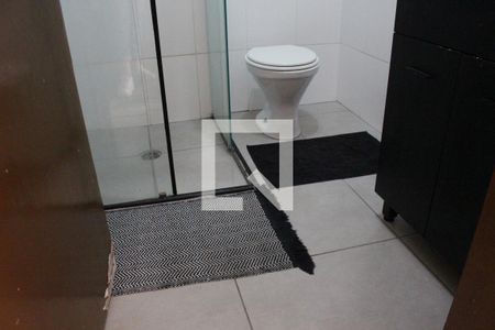 Casa à venda com 174m², 5 quartos e 2 vagasBanheiro 2