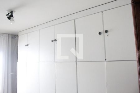 Casa à venda com 174m², 5 quartos e 2 vagasQuarto 2