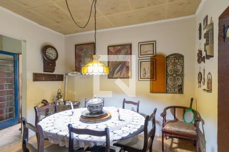 Casa para alugar com 520m², 3 quartos e 2 vagassala 2