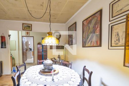 Casa para alugar com 520m², 3 quartos e 2 vagassala 2