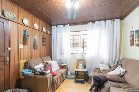 Casa para alugar com 520m², 3 quartos e 2 vagassala 3