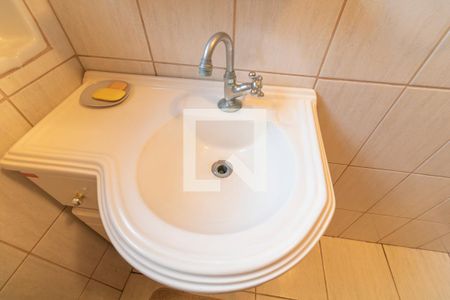 Casa para alugar com 520m², 3 quartos e 2 vagasBanheiro 