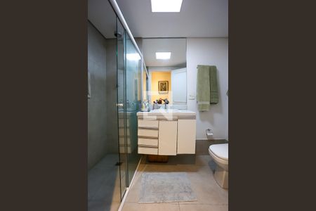 Apartamento à venda com 190m², 4 quartos e 3 vagasBanheiro 1