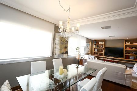 Sala  de apartamento à venda com 4 quartos, 190m² em Real Parque, São Paulo