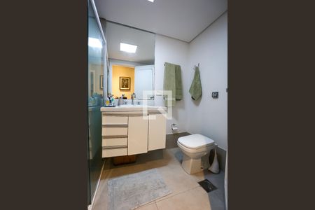 Apartamento à venda com 190m², 4 quartos e 3 vagasBanheiro 1