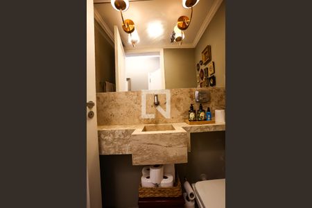 Apartamento à venda com 190m², 4 quartos e 3 vagasLavabo 