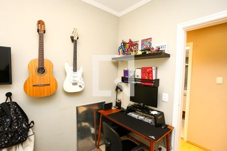 Apartamento à venda com 190m², 4 quartos e 3 vagasQuarto 2