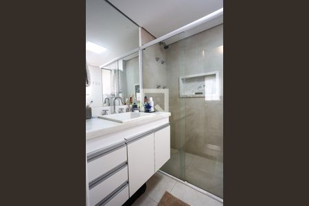 Apartamento à venda com 190m², 4 quartos e 3 vagasBanheiro 2