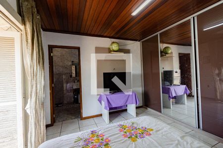 Casa à venda com 300m², 4 quartos e sem vaga Casa à venda com 300m², 4 quartos e sem vagaQuarto 4