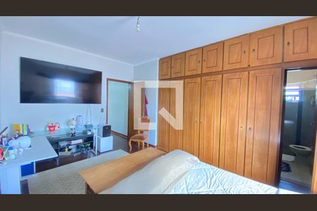 Casa para alugar com 330m², 3 quartos e 10 vagasSuíte 1