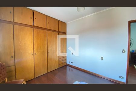 Casa para alugar com 330m², 3 quartos e 10 vagasQuarto 