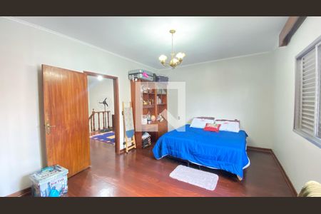 Casa para alugar com 330m², 3 quartos e 10 vagasSuíte 2