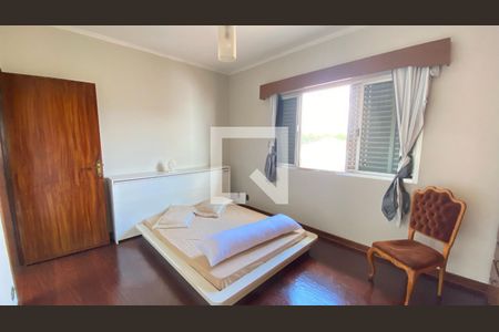 Casa para alugar com 330m², 3 quartos e 10 vagasQuarto 