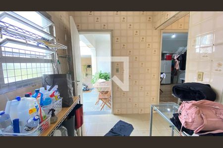 Casa para alugar com 330m², 3 quartos e 10 vagasÁrea de Serviço