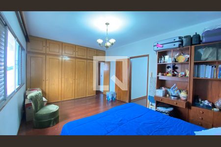 Casa para alugar com 330m², 3 quartos e 10 vagasSuíte 2