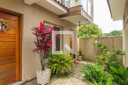 Casa de condomínio à venda com 96m², 2 quartos e 1 vaga Casa de condomínio à venda com 96m², 2 quartos e 1 vagaFachada