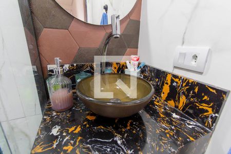 Apartamento à venda com 62m², 2 quartos e 1 vaga Apartamento à venda com 62m², 2 quartos e 1 vagaBanheiro