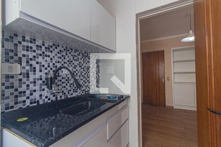Cozinha de apartamento para alugar com 1 quarto, 60m² em Centro, Curitiba