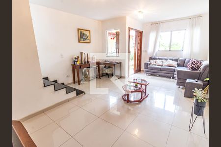 Casa à venda com 280m², 4 quartos e 2 vagasSala