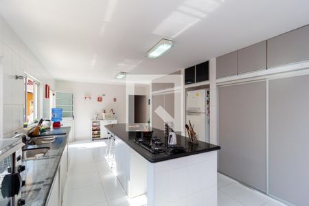 Casa à venda com 280m², 4 quartos e 2 vagasCozinha