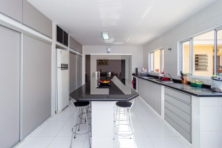 Casa à venda com 280m², 4 quartos e 2 vagasCozinha