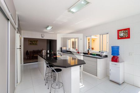 Casa à venda com 280m², 4 quartos e 2 vagasCozinha