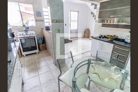 Casa à venda com 280m², 4 quartos e 2 vagasEdícula