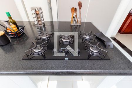 Casa à venda com 280m², 4 quartos e 2 vagasDetalhe - Cozinha