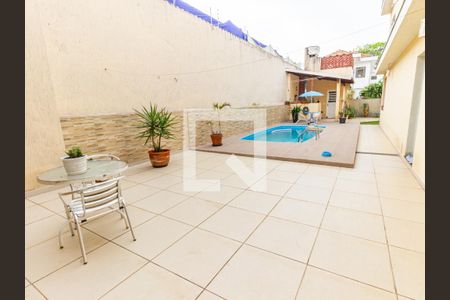 Casa à venda com 280m², 4 quartos e 2 vagasPiscina e Churrasqueira