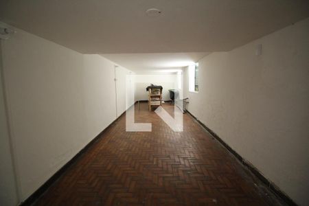 Casa à venda com 200m², 6 quartos e 2 vagasQuarto 5