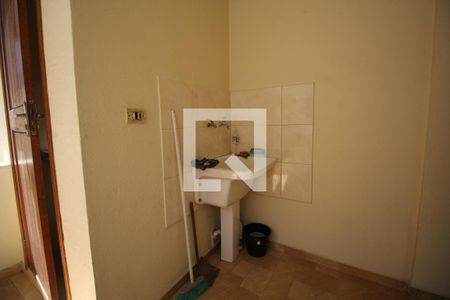 Casa à venda com 200m², 6 quartos e 2 vagasÁrea de Serviço