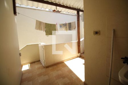 Casa à venda com 200m², 6 quartos e 2 vagasÁrea de Serviço