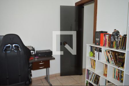 Quarto 1 de casa à venda com 5 quartos, 300m² em Tres Barras, Contagem