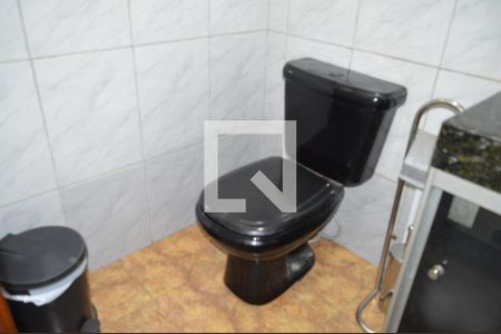 Casa à venda com 300m², 5 quartos e 5 vagasBanheiro de Serviço