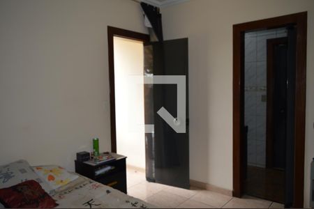 Casa à venda com 300m², 5 quartos e 5 vagasQuarto 4