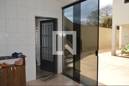 Casa à venda com 300m², 5 quartos e 5 vagasÁrea de Serviço