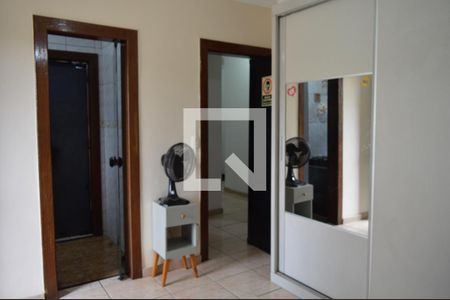 Casa à venda com 300m², 5 quartos e 5 vagasQuarto 4