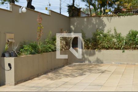 Casa à venda com 300m², 5 quartos e 5 vagasÁrea comum