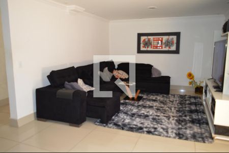 Sala de casa à venda com 5 quartos, 300m² em Tres Barras, Contagem