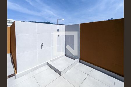 Apartamento à venda com 90m², 2 quartos e 1 vagaÁrea comum - Playground