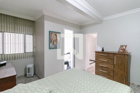 Casa à venda com 298m², 3 quartos e 3 vagasQuarto Suíte