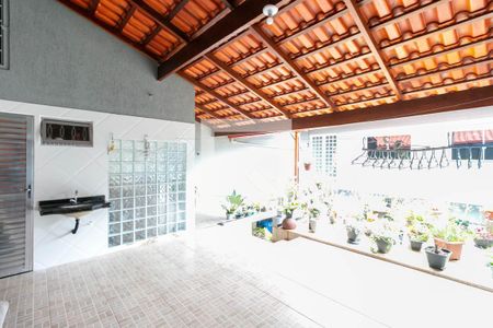 Casa à venda com 298m², 3 quartos e 3 vagasÁrea de Serviço
