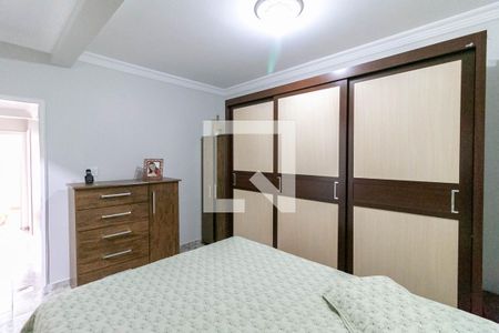 Casa à venda com 298m², 3 quartos e 3 vagasQuarto Suíte