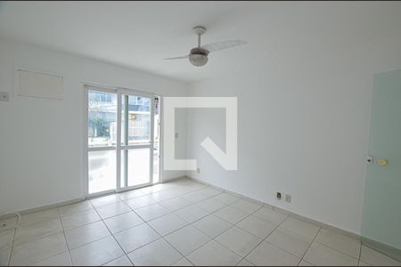 Casa à venda com 209m², 3 quartos e 2 vagasQuarto 4