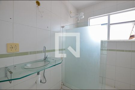 Casa à venda com 209m², 3 quartos e 2 vagasBanheiro 2