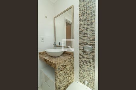 Apartamento para alugar com 67m², 2 quartos e 2 vagasBanheiro da Suíte
