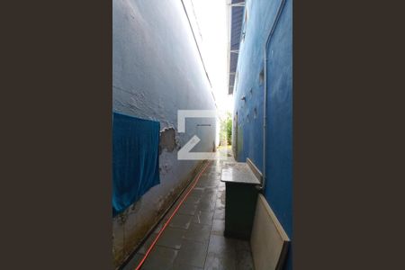 Casa à venda com 263m², 6 quartos e 4 vagas Casa à venda com 263m², 6 quartos e 4 vagasCorredor Lateral