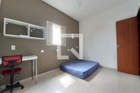 Casa à venda com 263m², 6 quartos e 4 vagas Casa à venda com 263m², 6 quartos e 4 vagasQuarto 2 - Suíte