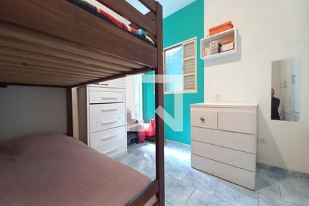 Casa à venda com 263m², 6 quartos e 4 vagas Casa à venda com 263m², 6 quartos e 4 vagasQuarto 2